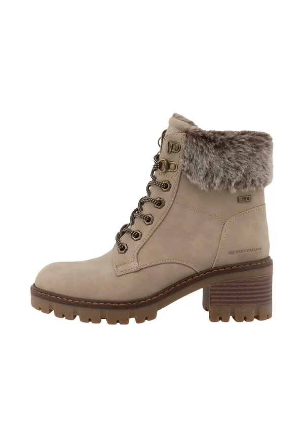 Winter boots - dark cream