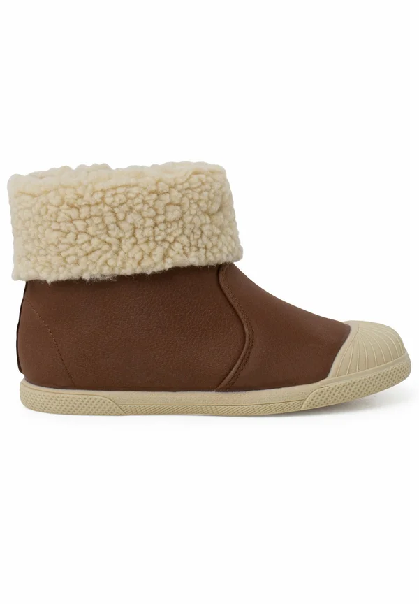 Winter boots - marrón