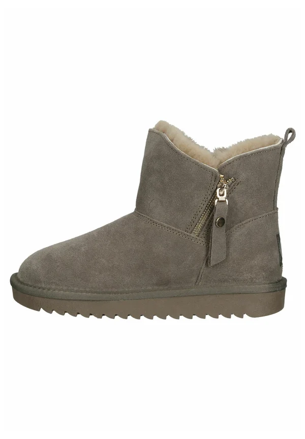 Winter boots - taupe