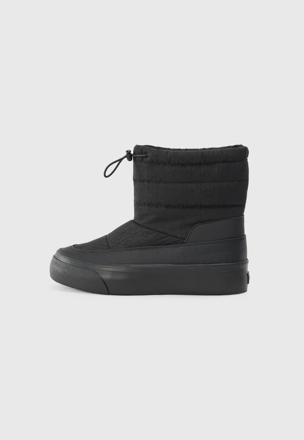 Winter boots - triple black