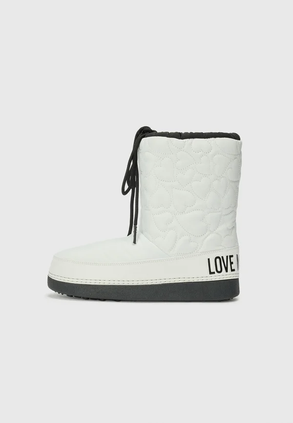 Winter boots - white