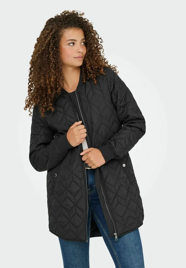Winter coat - black