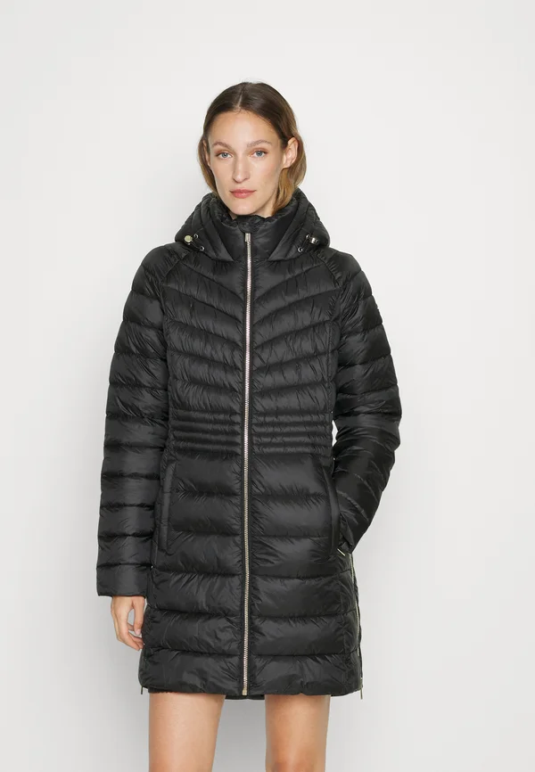 Winter coat - black