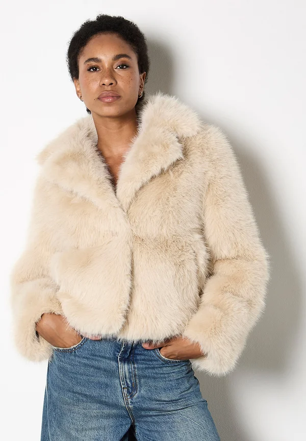 Winter jacket - cream