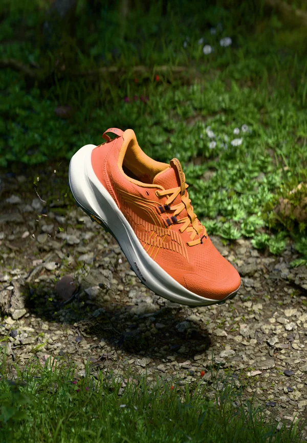 XODUS ULTRA 4 - Trail running shoes - amber/autumn
