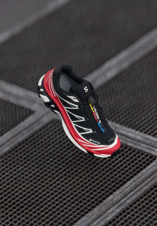 XT 6 GTX UNISEX - Trainers - black/flame scarlet/vanilla ice