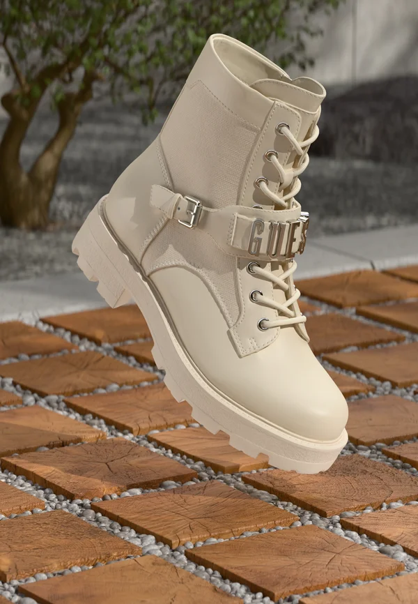 YANZY2 - Lace-up ankle boots - ivory
