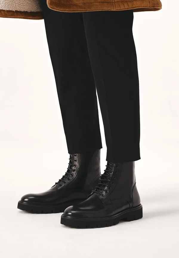 ZEONEE - Lace-up ankle boots - black