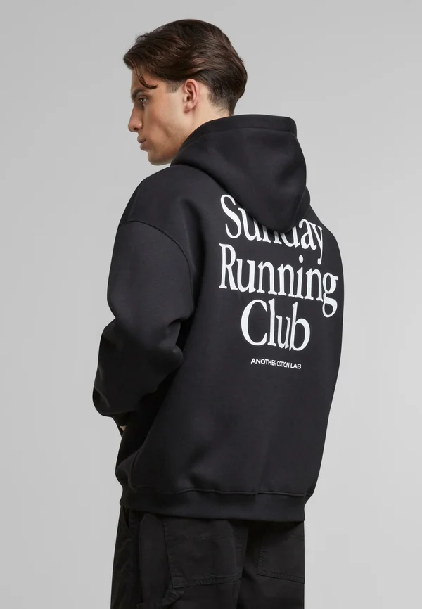 Zip-up sweatshirt - black