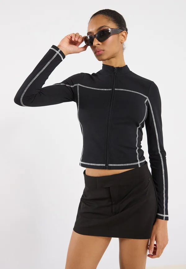 Zip-up sweatshirt - black